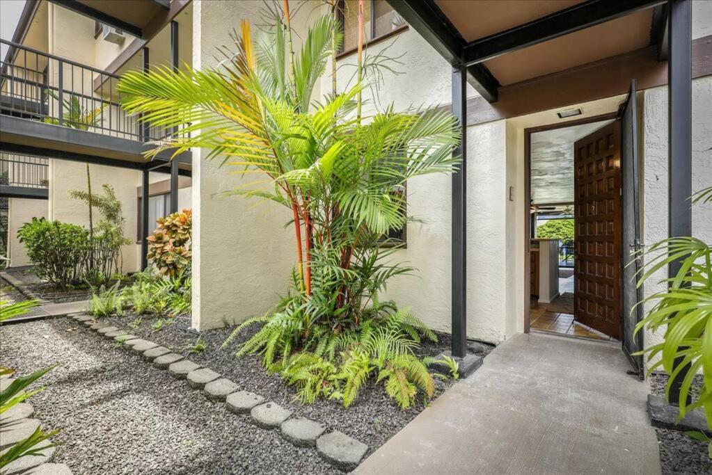 Beautiful 2/2 Condo In Kailua Kona. Ocean View! Екстер'єр фото
